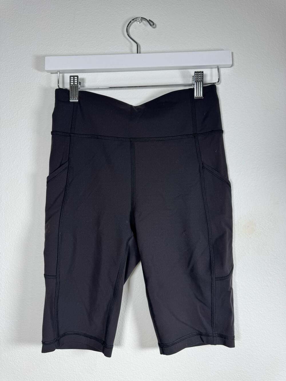 Lululemon Women's Black High-Rise Biker Shorts with Side Pockets